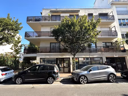 location local professionnel 92m² st maur des fosses 94100