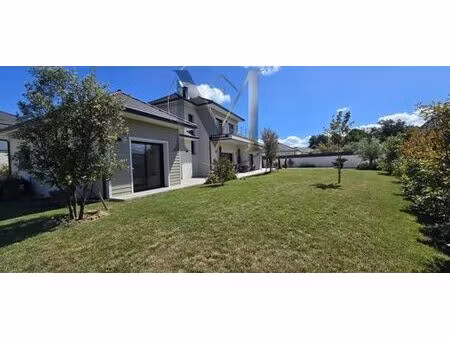 villa de luxe de 8 pièces en vente lescar  nouvelle-aquitaine