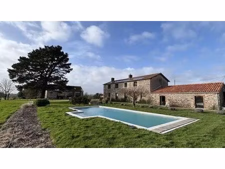 maison de luxe de 200 m2 en vente arthon-en-retz  pays de la loire