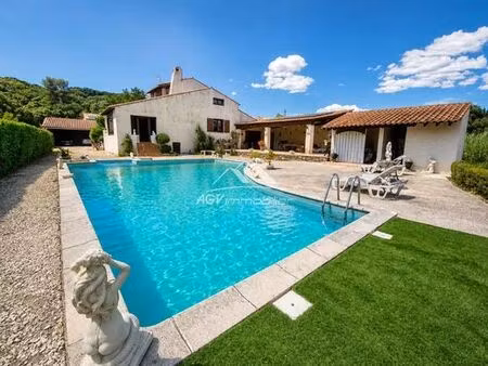 maison de 7 pièces de luxe en vente à rousson  france