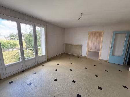 location appartement 3 pièces 80m² sermaises 45300