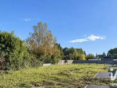 vente terrain à redessan (30129) : à vendre / 200m² redessan