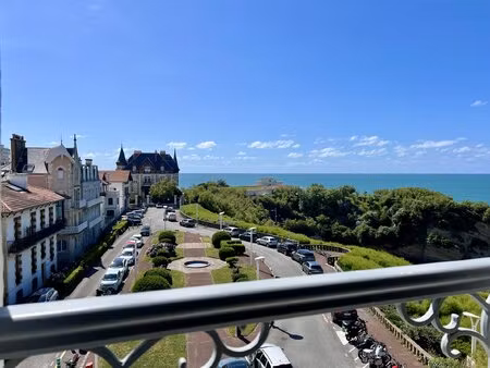 appartement dernier étage vue océan - biarritz atalaye