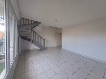 location appartement 4 pièces 83 m² à chécy (45430)