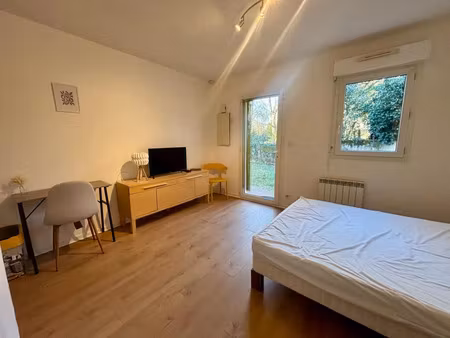 location appartement 1 pièce 22 m² à poitiers (86000)