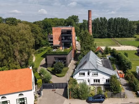 huis te koop in wijnegem met 8 slaapkamers