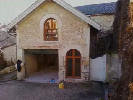 location appartement 1 pièce 27 m² à pessac-sur-dordogne (33890)