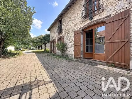 maison traditionnelle à garancières (78890)