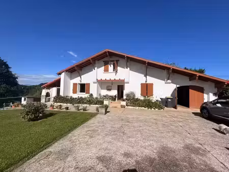 vente maison 7 pièces 150 m² à urcuit (64990)  460 000 €