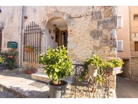 maison de village 91 m² entièrement rénovée avec
