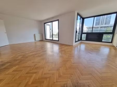 location appartement 3 pièces 96.08 m² à paris 15ème (75015)  3 213 €
