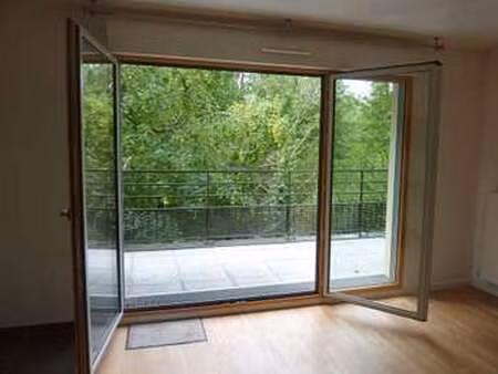 location appartement 3 pièces à saint-rémy-lès-chevreuse (78470) : à louer 3 pièces / 67m²