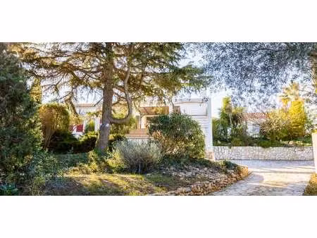 villa avec piscine et jardin saint assiscle-saint charles - perpignan (66)