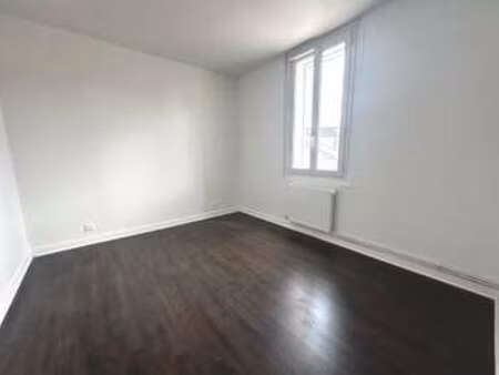 location appartement 2 pièces à nantes (44000) : à louer 2 pièces / 32m² nantes