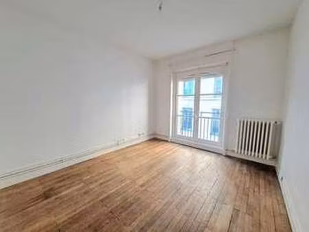 location appartement 2 pièces à nantes centre ville (44000) : à louer 2 pièces / 37m² nant