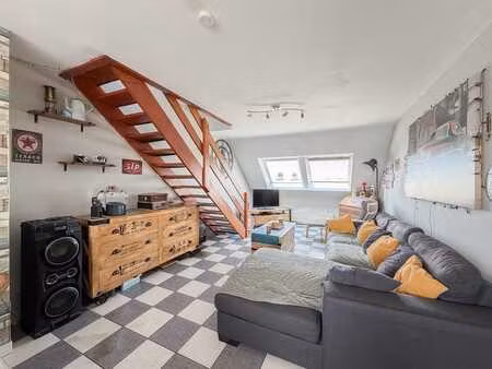 bel appartement duplex de 3 chambres et bureau