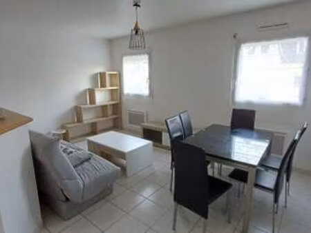 location appartement 2 pièces meublé à saint-brieuc (22000) : à louer 2 pièces meublé / 37