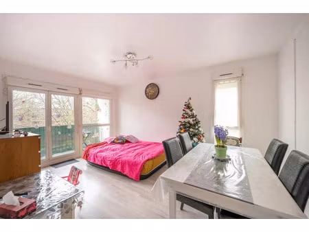 vente appartement 3 pièces 60 m² à tremblay-en-france (93290)  150 000 €