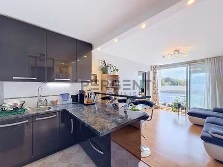 appartement t2 de 45 m² en residence avec asceneur  balcon et p
