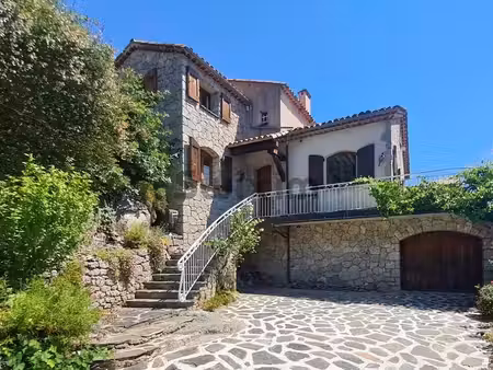 exclusivité swixim international cévennes : mas de caractère avec vue imprenable