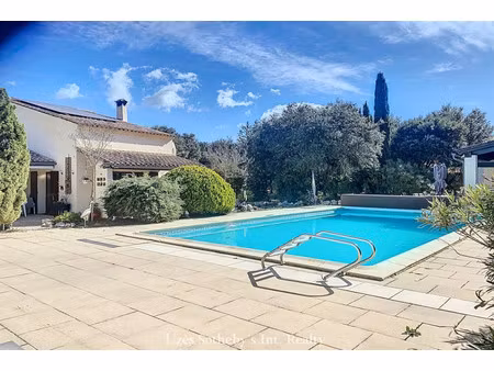 maison de luxe à vendre à uzès