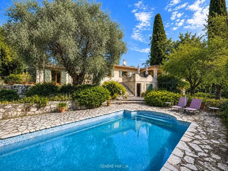villa de luxe à vendre dans le quartier nord