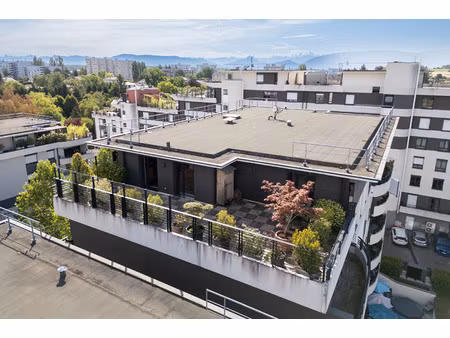 duplex de luxe à vendre dans le quartier ouest