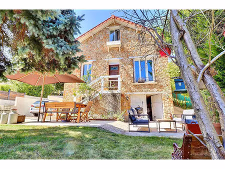 location meublee - mareil marly - maison 140.41m² sur 496m² de terrain.