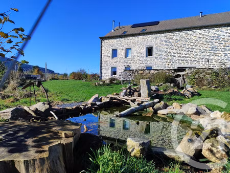 maison de luxe à vendre à fay-sur-lignon