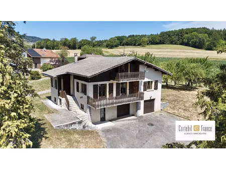maison traditionnelle à vendre à cernex