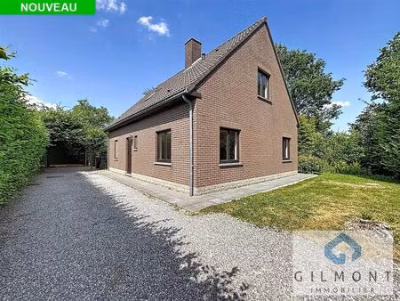 maison à vendre avec terrasse et jardin   chastre (vbe48602)