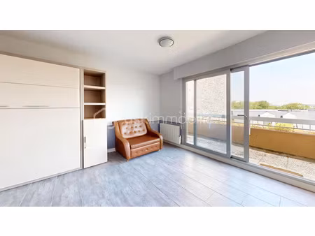 vente appartement 1 pièce 29.57 m² à neuilly-plaisance (93360)  185 000 €