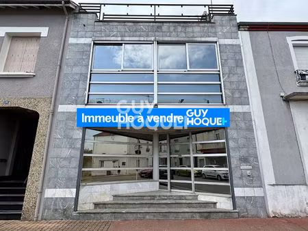 immeuble le creusot 5 pièce(s) 196.2 m2
