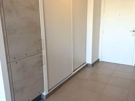 location appartement 2 pièces 32 m² à nanterre (92000)  1 390 €