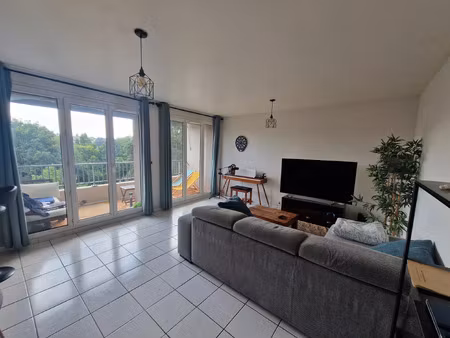 location appartement 2 pièces 51 m² à écully (69130)