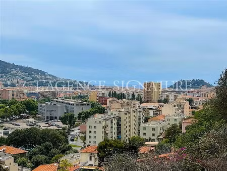 a vendre - nice corniche frere marc - 5 pièces - jardin - terrasse vue panoramique et mer 