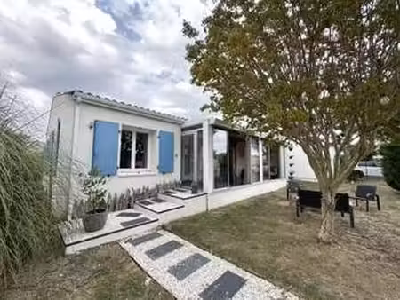 vente maison à barzan (17120) : à vendre / 130m² barzan