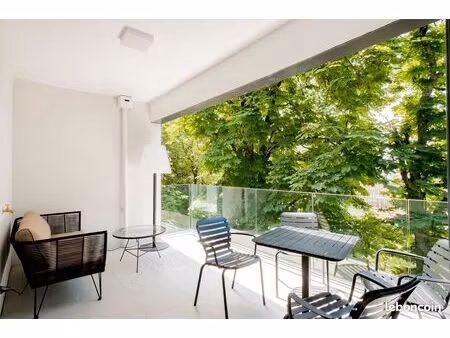 caudéran exceptionnel : magnifique appartement t5 avec terrasse