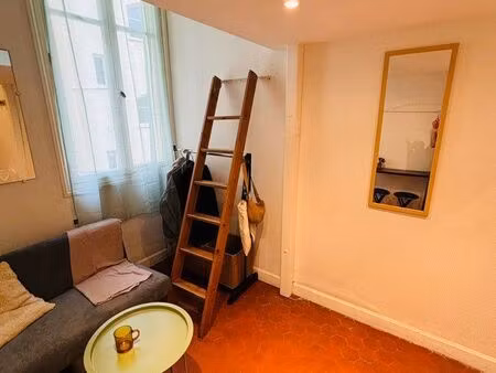 à vendre - studette boulevard dubouchage