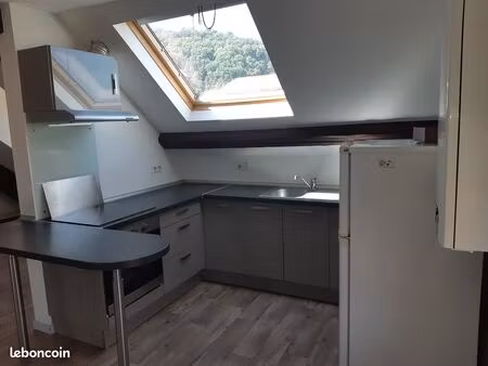 charmant t2 47 m² à montferrand-le-chateau