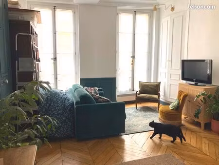 appartement 2 pièces 45m2 – le marais