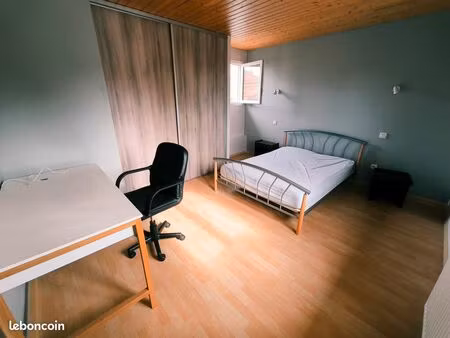 t2 étudiant 45 m2 pour étudiant avec place de parking