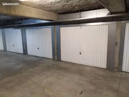 garage en sous sol quartier roseraie