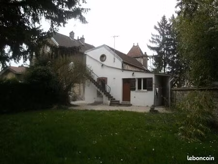 maison de ville 70m2 avec jardin et parking privé