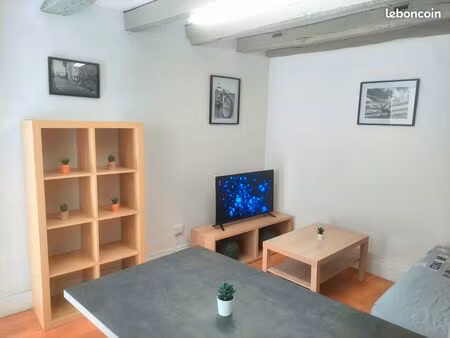 jolie maison de ville entierement rénovée et meublée