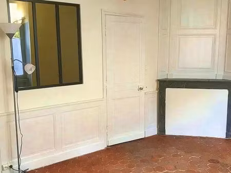 particulier loue t2 centre ville
