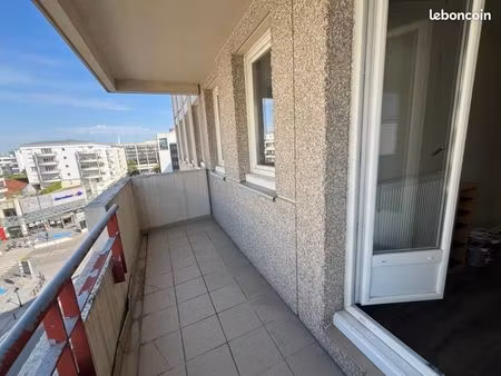 appartement 3 pièces 65 m²