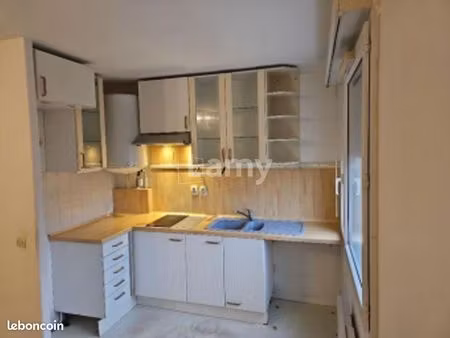 studio 1 pièce 29 m²