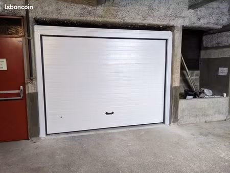 grand box de 14.51 m²