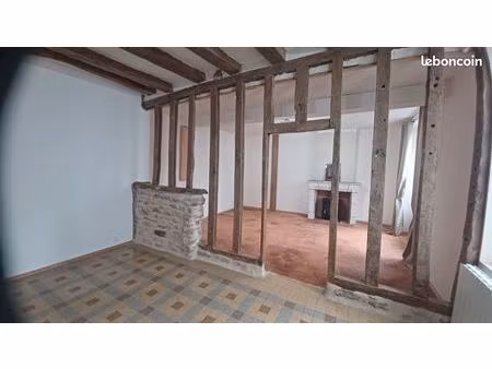 maison centre bourg 100% restaurée + jardin + cave atelier